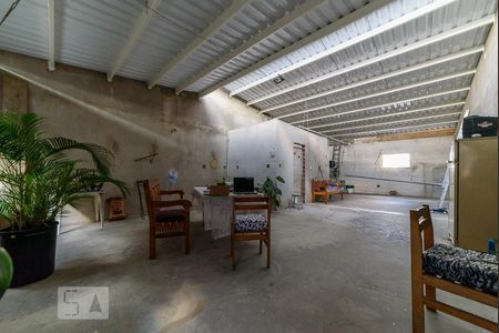Casa à venda com 400m², 3 quartos e 8 vagasCobertura