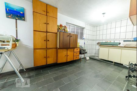 Casa à venda com 400m², 3 quartos e 8 vagasQuarto de Serviço