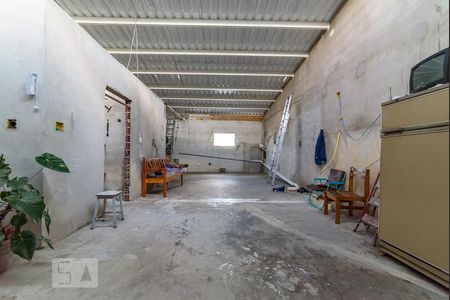 Casa à venda com 400m², 3 quartos e 8 vagasCobertura