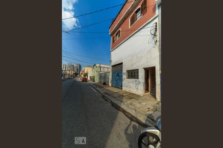 Casa à venda com 400m², 3 quartos e 8 vagasFachada