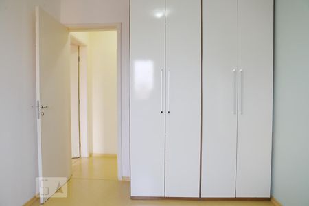 Apartamento à venda com 65m², 2 quartos e 1 vagaQuarto 2 - Armários