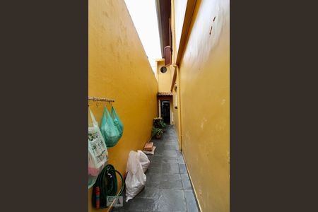 Casa à venda com 120m², 4 quartos e 2 vagasQuintal