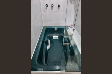 Casa à venda com 120m², 4 quartos e 2 vagasBanheiro da Suíte 1