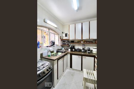 Casa à venda com 120m², 4 quartos e 2 vagasCozinha