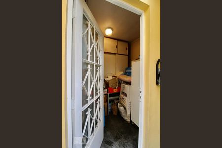 Casa à venda com 120m², 4 quartos e 2 vagasQuarto de Serviço