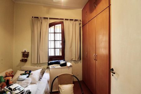 Casa à venda com 120m², 4 quartos e 2 vagasQuarto 4