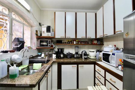 Casa à venda com 120m², 4 quartos e 2 vagasCozinha