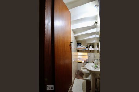 Casa à venda com 120m², 4 quartos e 2 vagasLavabo