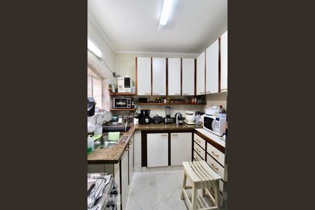 Casa à venda com 120m², 4 quartos e 2 vagasCozinha