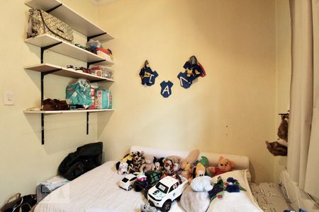 Casa à venda com 120m², 4 quartos e 2 vagasQuarto 4