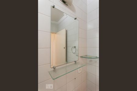 Apartamento à venda com 69m², 2 quartos e 1 vaga Apartamento à venda com 69m², 2 quartos e 1 vagaDetalhe banheiro