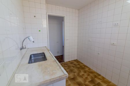 Apartamento à venda com 58m², 2 quartos e 1 vagaCozinha