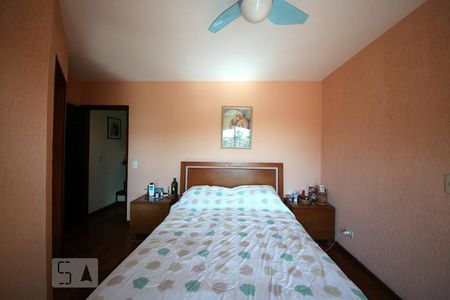 Casa à venda com 204m², 3 quartos e 2 vagasSuíte 