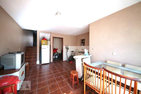 Casa à venda com 204m², 3 quartos e 2 vagasÁrea de Serviço