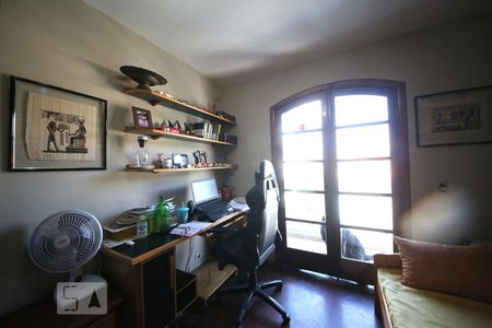 Casa à venda com 204m², 3 quartos e 2 vagasQuarto 1