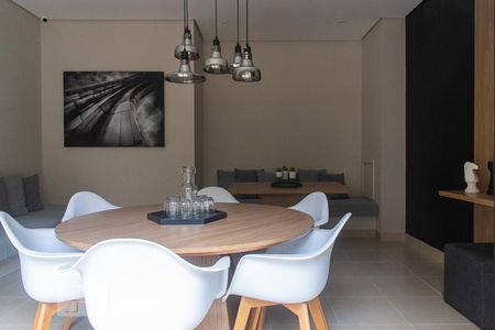 Studio para alugar com 28m², 1 quarto e sem vaga Studio para alugar com 28m², 1 quarto e sem vagaSala de jogos