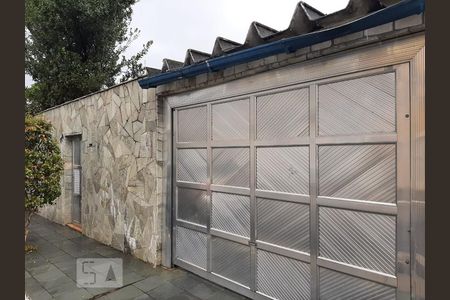 Casa à venda com 140m², 3 quartos e 3 vagas Casa à venda com 140m², 3 quartos e 3 vagasFachada da Casa