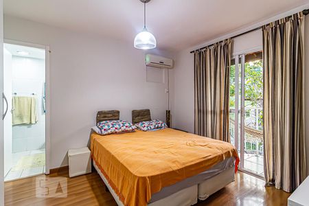 Casa de condomínio à venda com 117m², 4 quartos e 2 vagasQuarto 4 - Suíte