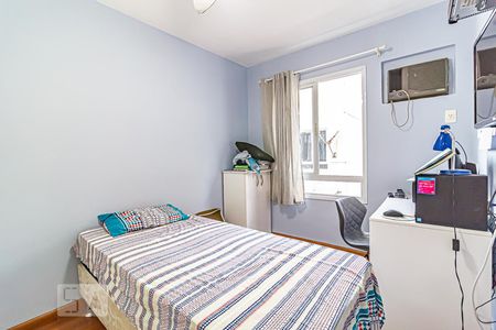 Casa de condomínio à venda com 117m², 4 quartos e 2 vagasQuarto 2