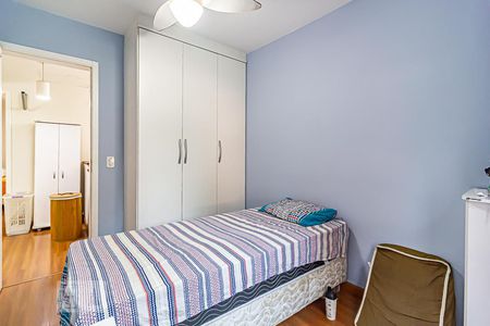 Casa de condomínio à venda com 117m², 4 quartos e 2 vagasQuarto 2