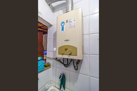 Casa de condomínio à venda com 117m², 4 quartos e 2 vagasAquecedor