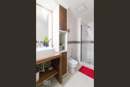 Apartamento à venda com 82m², 2 quartos e 2 vagas Apartamento à venda com 82m², 2 quartos e 2 vagasBanheiro 1