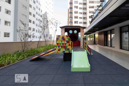 Apartamento para alugar com 50m², 2 quartos e 1 vaga Apartamento para alugar com 50m², 2 quartos e 1 vagaÁrea Comum - Playground