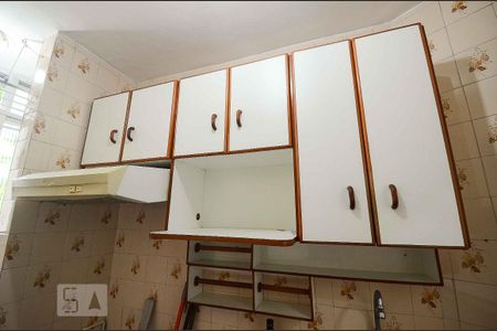 Apartamento para alugar com 65m², 2 quartos e 1 vaga Apartamento para alugar com 65m², 2 quartos e 1 vagaCozinha - Armários