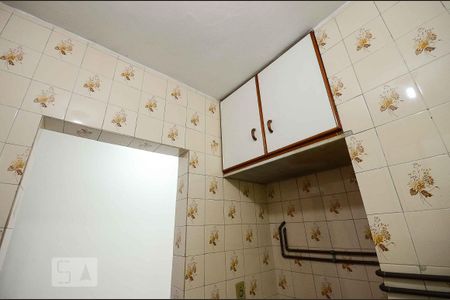 Apartamento para alugar com 65m², 2 quartos e 1 vaga Apartamento para alugar com 65m², 2 quartos e 1 vagaCozinha - Armários