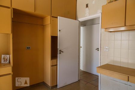 Cozinha de casa à venda com 4 quartos, 300m² em Cidade Mãe do Céu, São Paulo