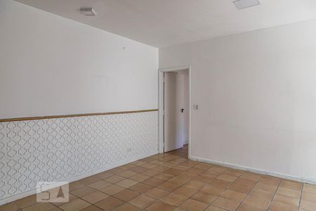 Sala de casa à venda com 4 quartos, 300m² em Cidade Mãe do Céu, São Paulo