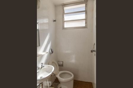 Banheiro de casa à venda com 4 quartos, 300m² em Cidade Mãe do Céu, São Paulo