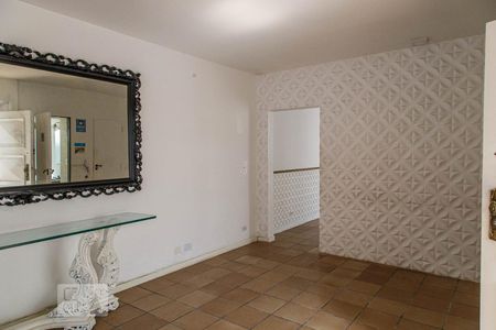 Sala de casa à venda com 4 quartos, 300m² em Cidade Mãe do Céu, São Paulo