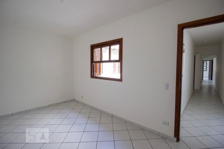 Casa para alugar com 122m², 4 quartos e 2 vagas Casa para alugar com 122m², 4 quartos e 2 vagasDetalhe Quarto 4