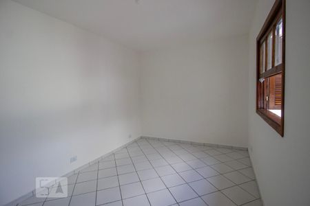 Casa para alugar com 122m², 4 quartos e 2 vagas Casa para alugar com 122m², 4 quartos e 2 vagasQuarto 4