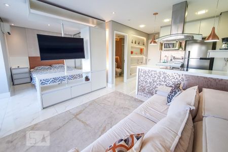 Sala de kitnet/studio para alugar com 1 quarto, 50m² em Parque Industrial Tomas Edson, São Paulo