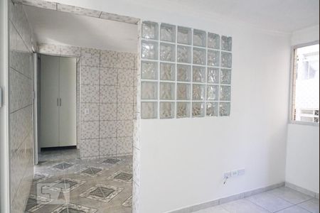 Sala de apartamento para alugar com 2 quartos, 44m² em Conjunto Habitacional Padre Manoel da Nóbrega, São Paulo