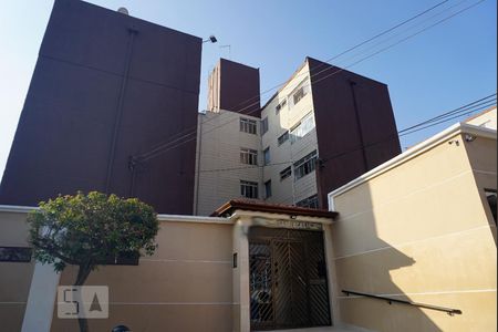 Apartamento para alugar com 44m², 2 quartos e 1 vagaFachada do Condomínio