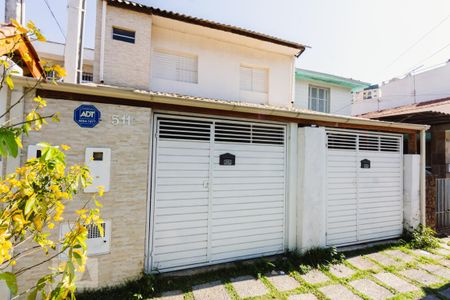Casa à venda com 213m², 3 quartos e 2 vagasFachada