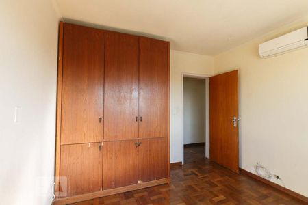 Apartamento à venda com 110m², 4 quartos e 2 vagasQuarto 2
