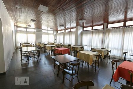 Apartamento à venda com 110m², 4 quartos e 2 vagasÁrea comum - Salão de festas