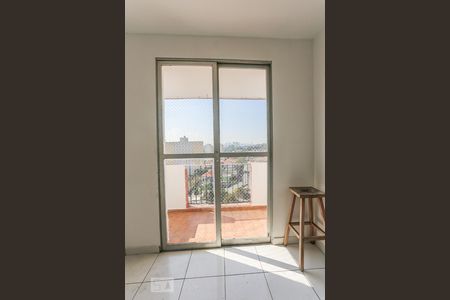 Sala de Estar de apartamento para alugar com 3 quartos, 82m² em Vila Polopoli, São Paulo