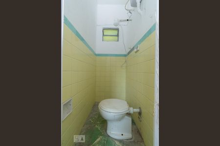 Casa à venda com 97m², 3 quartos e sem vagaBANHEIRO DE SERVIÇO