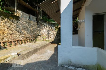 Casa à venda com 97m², 3 quartos e sem vagaÁREA EXTERNA