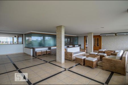 Apartamento à venda com 207m², 3 quartos e 3 vagas Apartamento à venda com 207m², 3 quartos e 3 vagasSalão de Festa