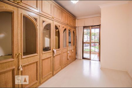 Apartamento à venda com 207m², 3 quartos e 3 vagas Apartamento à venda com 207m², 3 quartos e 3 vagasSuíte 1