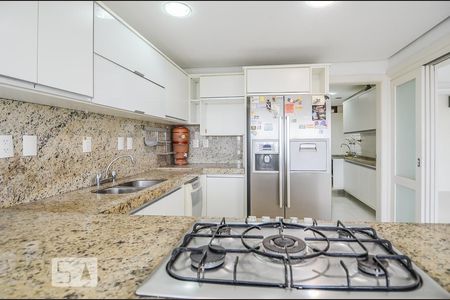 Apartamento à venda com 207m², 3 quartos e 3 vagas Apartamento à venda com 207m², 3 quartos e 3 vagasCozinha