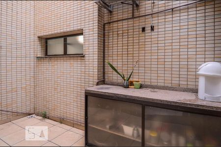 Apartamento à venda com 207m², 3 quartos e 3 vagas Apartamento à venda com 207m², 3 quartos e 3 vagasÁrea