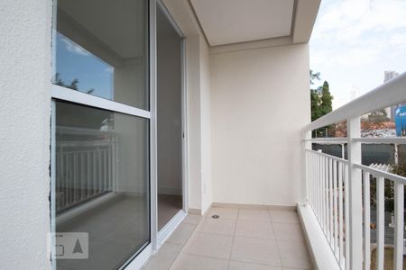 Sacada de apartamento para alugar com 3 quartos, 82m² em Umuarama, Osasco