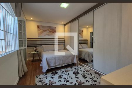 Casa à venda com 193m², 3 quartos e 2 vagasSuíte